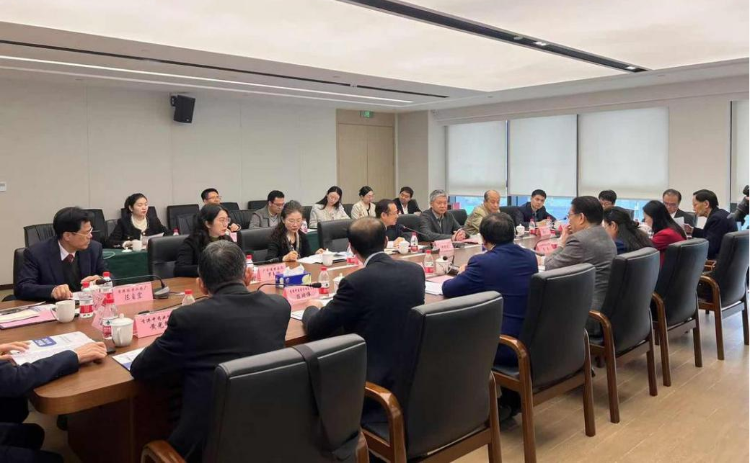 丝瓜视频
参加港澳已上市传统口服中成药内地注册上市座谈交流会